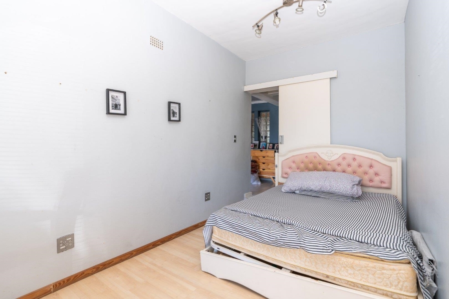 6 Bedroom Property for Sale in Welgelegen Western Cape